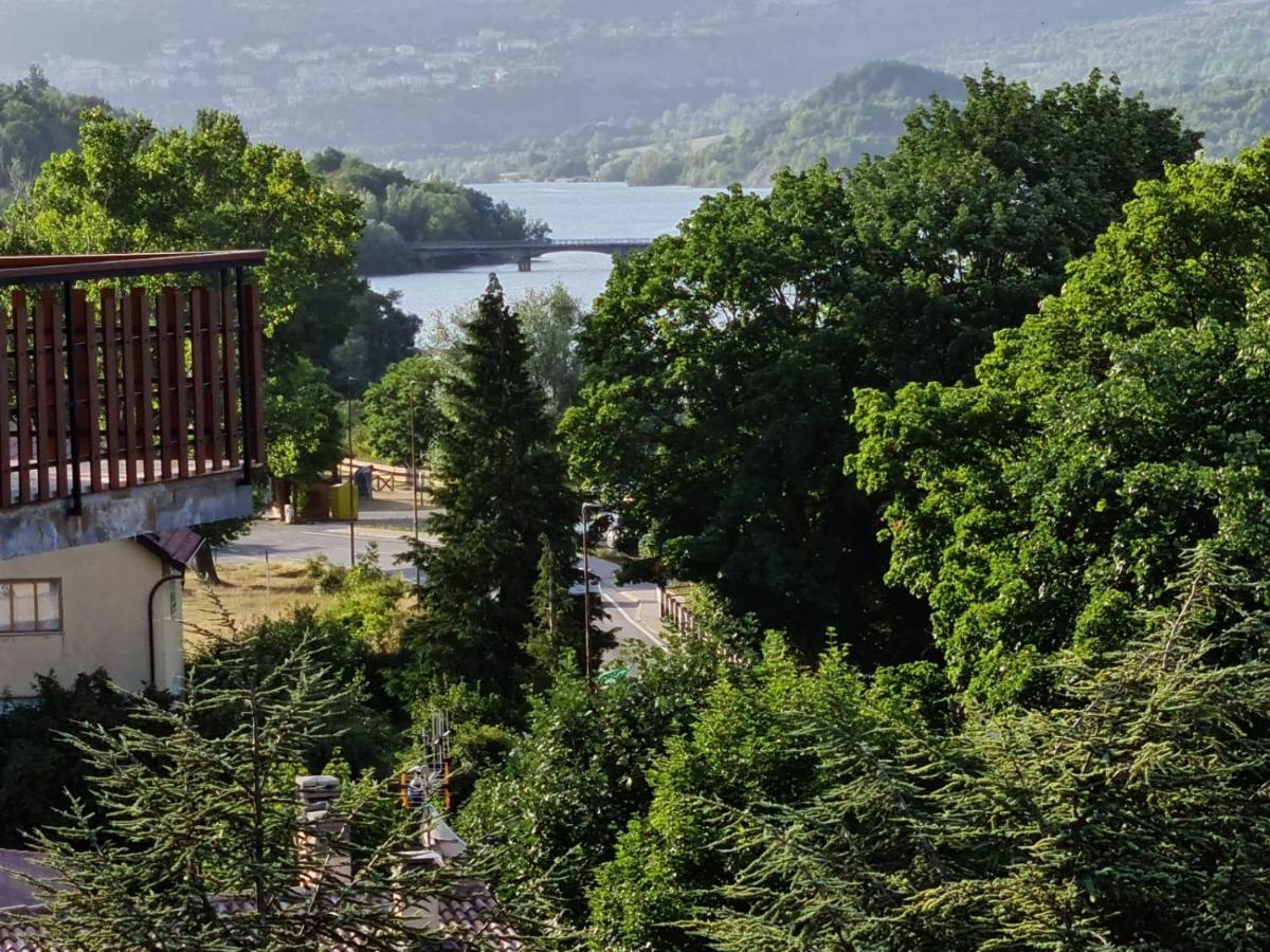 Luxury Lake Villa Villetta Barrea Kültér fotó